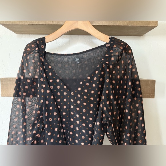 Ann Taylor|Boho floral sheer black long sleeve blouse with tie waist•Oversized - Picture 3 of 13